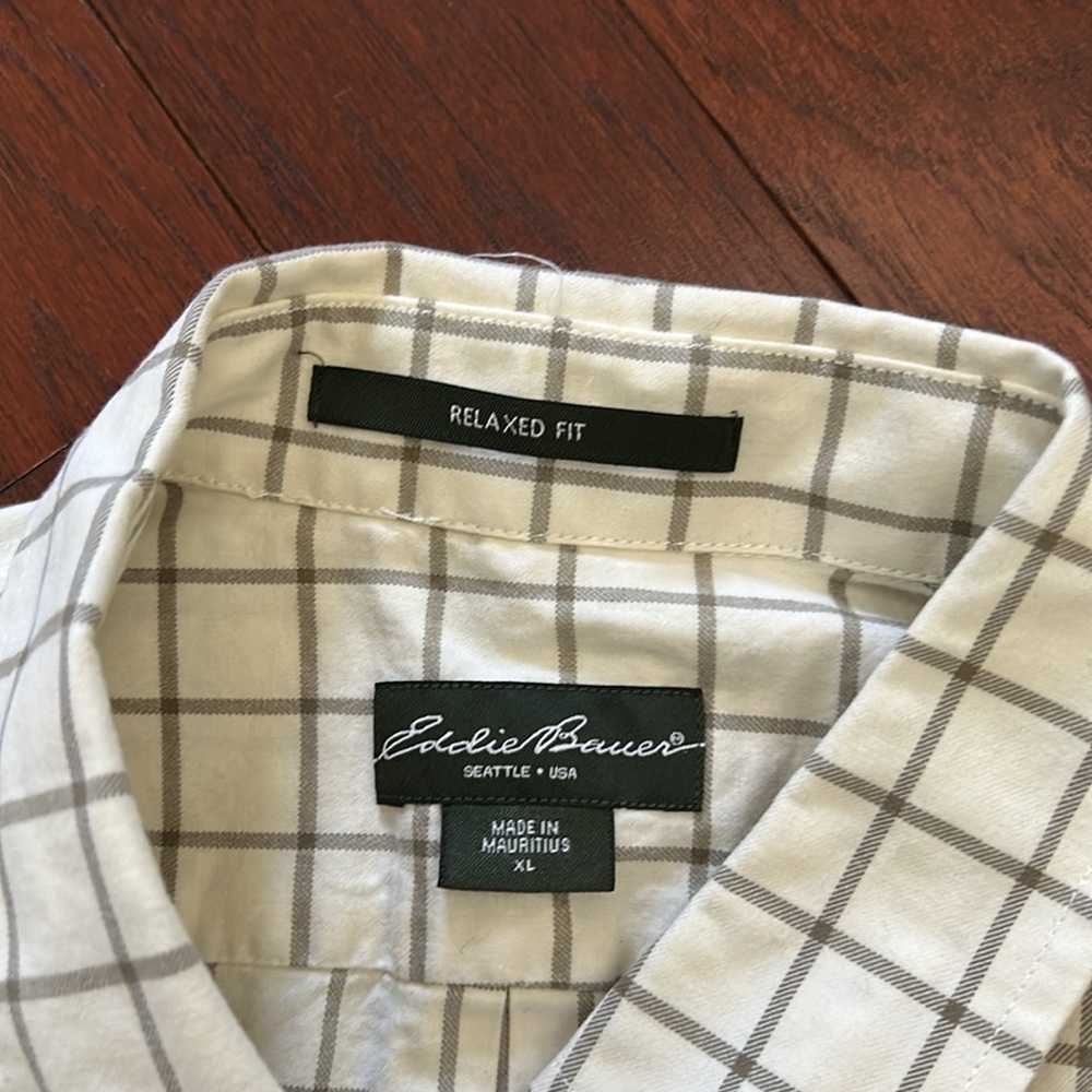 Eddie Bauer Relaxed Fit Button down Shirt XL 100% cotton cream checker - Picture 6 of 8